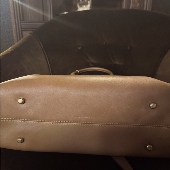 Coach Honey Brown Empire 40 - Picture 3 of 4